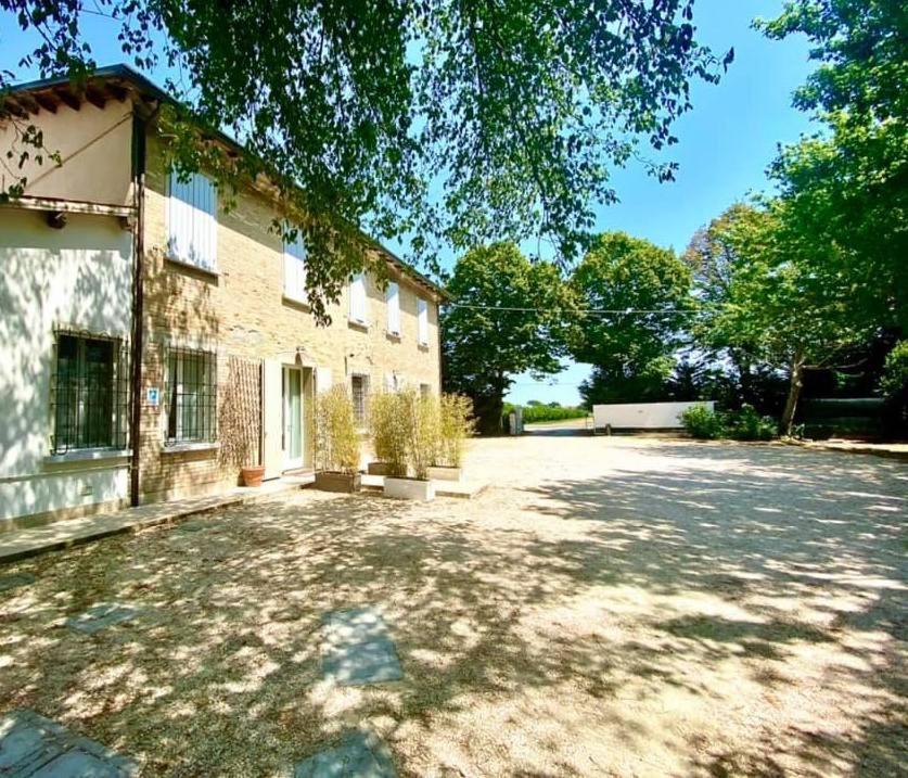 Il Bianconiglio R&B Bed & Breakfast Carraie Exterior photo