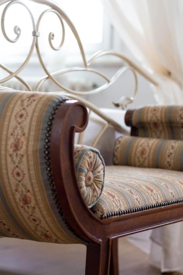 Il Bianconiglio R&B Bed & Breakfast Carraie Exterior photo